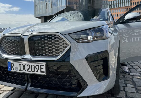 BMW_iX2_Test_10-1718c8e882829ad1.jpeg